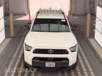 2025 Toyota 4Runner SR5 - miniatura 2