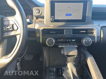 2025 Toyota 4Runner SR5 - miniatura 11