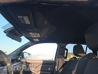 2025 Toyota 4Runner SR5 - miniatura 21