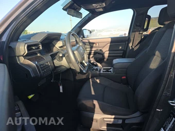 2025 Toyota 4Runner SR5 - miniatura 7