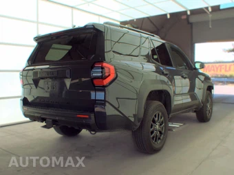 2025 Toyota 4Runner SR5 - miniatura 4