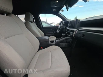2025 Toyota 4Runner SR5 - miniatura 8