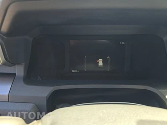 2025 Toyota 4Runner SR5 - miniatura 12
