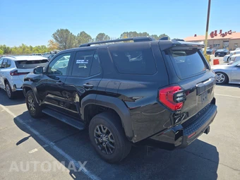 2025 Toyota 4Runner SR5 - miniatura 6
