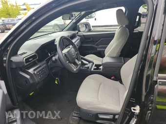 2025 Toyota 4Runner SR5 - miniatura 13