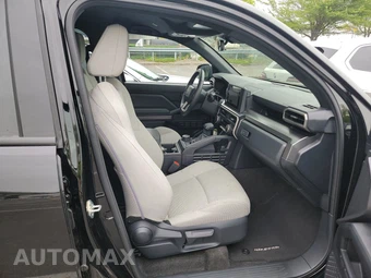 2025 Toyota 4Runner SR5 - miniatura 14