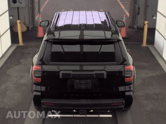 2025 Toyota 4Runner SR5 - miniatura 6