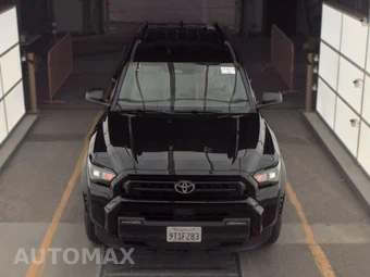 2025 Toyota 4Runner SR5 - miniatura 2