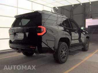 2025 Toyota 4Runner SR5 - miniatura 5