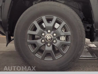 2025 Toyota 4Runner SR5 - miniatura 9