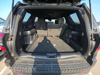 2025 Toyota 4Runner SR5 - miniatura 16