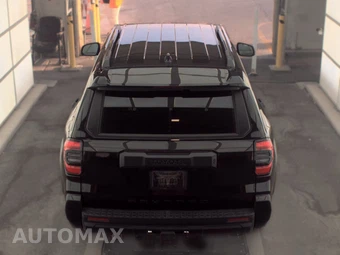 2025 Toyota 4Runner SR5 - miniatura 5