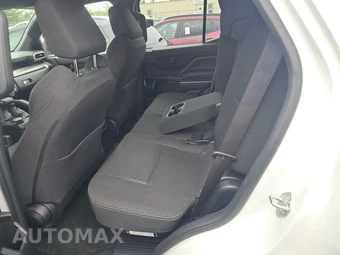 2025 Toyota 4Runner SR5 - miniatura 13