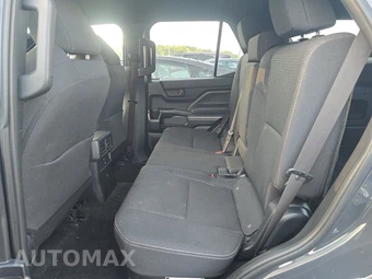 2025 Toyota 4Runner SR5 - miniatura 13