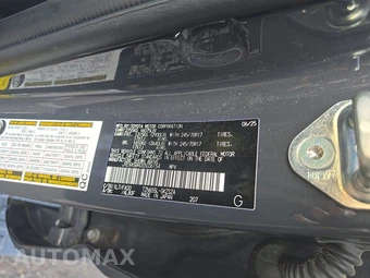 2025 Toyota 4Runner SR5 - miniatura 14