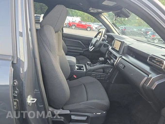 2025 Toyota 4Runner SR5 - miniatura 8