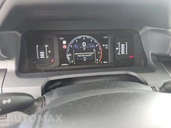 2025 Toyota 4Runner SR5 - miniatura 12