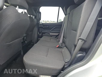 2025 Toyota 4Runner SR5 - miniatura 13