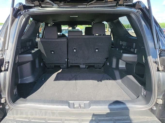 2025 Toyota 4Runner SR5 - miniatura 16