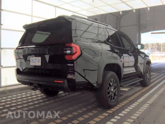 2025 Toyota 4Runner SR5 - miniatura 4