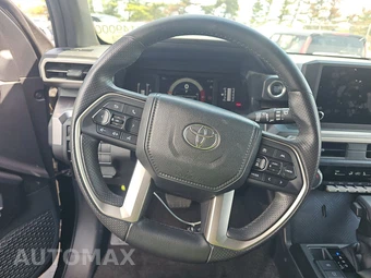 2025 Toyota 4Runner SR5 - miniatura 10