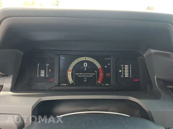 2025 Toyota 4Runner SR5 - miniatura 12