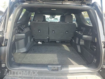 2025 Toyota 4Runner SR5 - miniatura 16