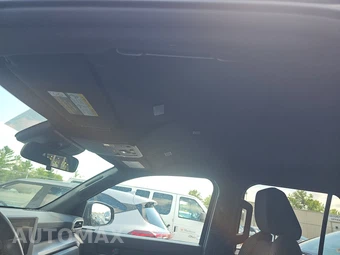 2025 Toyota 4Runner SR5 - miniatura 18