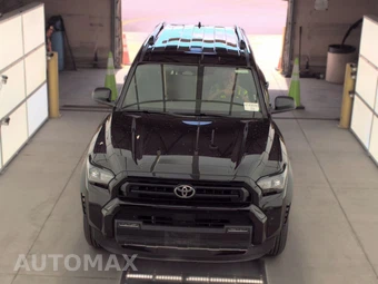 2025 Toyota 4Runner SR5 - miniatura 2