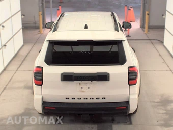 2025 Toyota 4Runner SR5 - miniatura 5