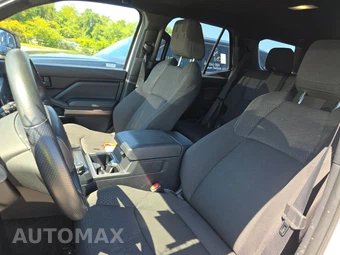 2025 Toyota 4Runner SR5 - miniatura 7