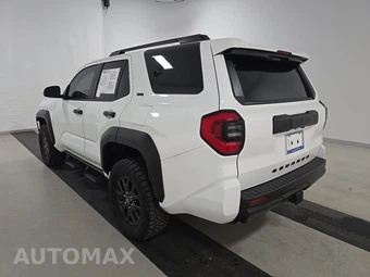 2025 Toyota 4Runner SR5 - miniatura 6