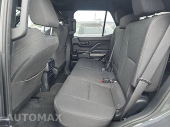 2025 Toyota 4Runner SR5 - miniatura 13