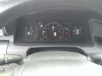 2025 Toyota 4Runner SR5 - miniatura 17