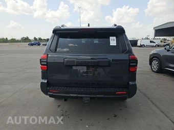 2025 Toyota 4Runner SR5 - miniatura 24