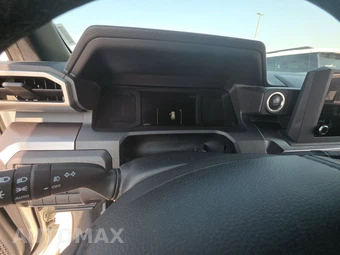 2025 Toyota 4Runner SR5 - miniatura 12