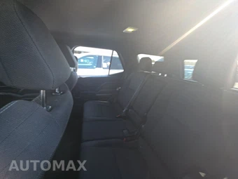 2025 Toyota 4Runner SR5 - miniatura 13