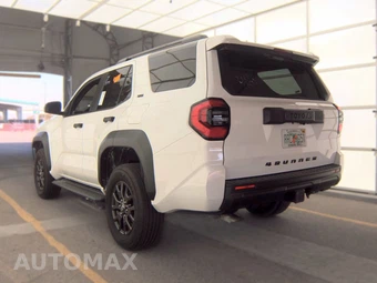 2025 Toyota 4Runner SR5 - miniatura 6