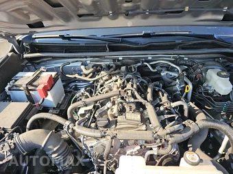 2025 Toyota 4Runner SR5 - miniatura 15
