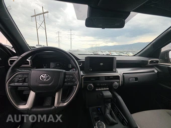 2025 Toyota 4Runner SR5 - miniatura 11