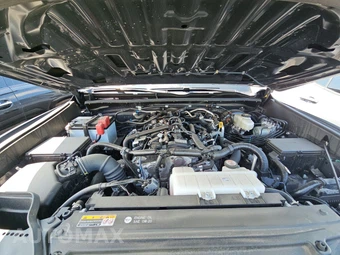 2025 Toyota 4Runner SR5 - miniatura 22