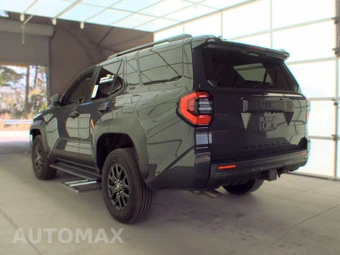 2025 Toyota 4Runner SR5 - miniatura 8