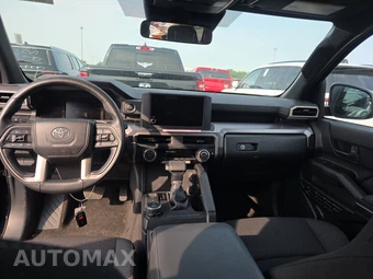 2025 Toyota 4Runner SR5 - miniatura 11