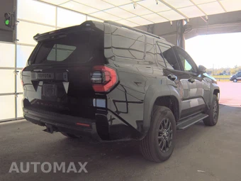 2025 Toyota 4Runner SR5 - miniatura 4