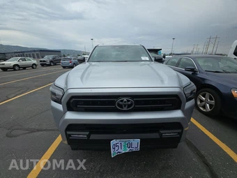2025 Toyota 4Runner SR5 - miniatura 2