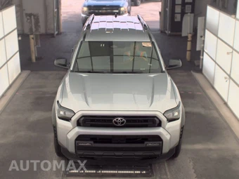 2025 Toyota 4Runner SR5 - miniatura 2