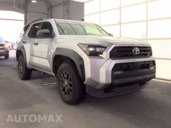 2025 Toyota 4Runner SR5 - miniatura 3