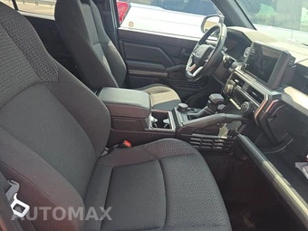 2025 Toyota 4Runner SR5 - miniatura 8