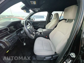 2025 Toyota 4Runner SR5 - miniatura 13