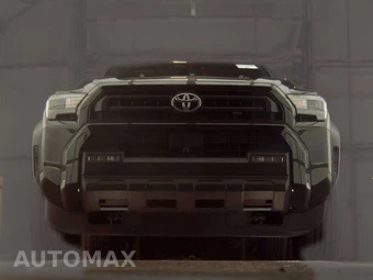 2025 Toyota 4Runner SR5 - miniatura 3